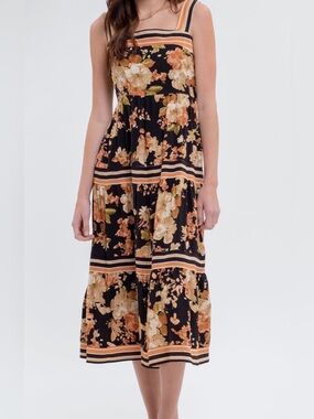 AUGUST SKY Sleeveless
Tiered Midi Dress